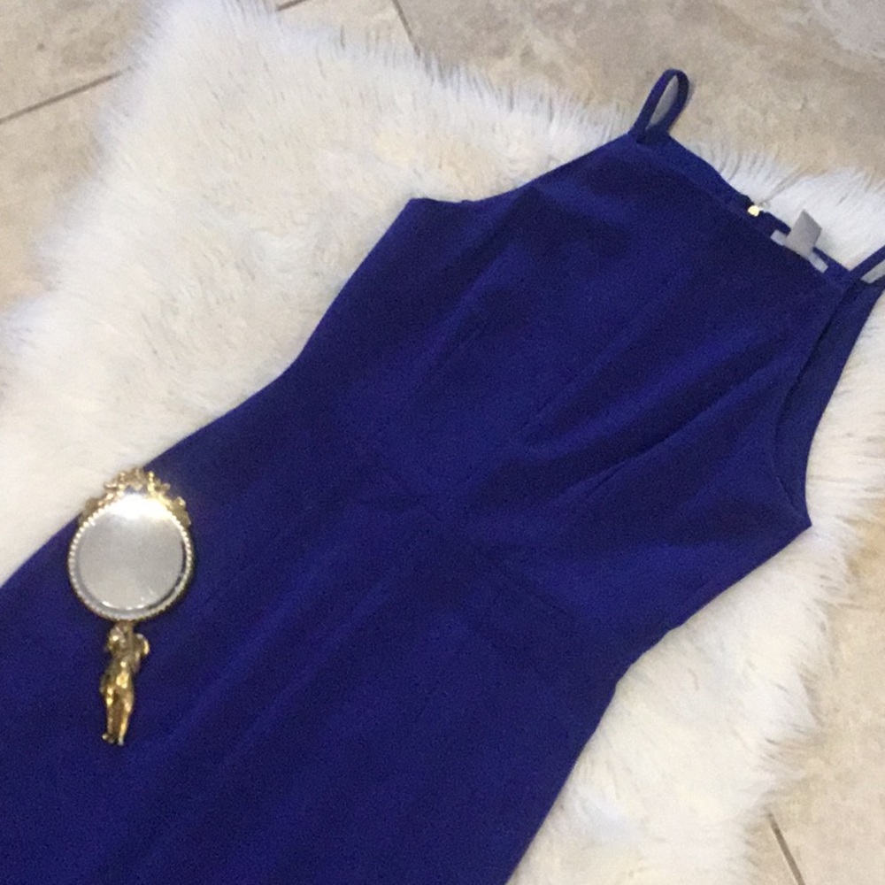 Royal blue form fitting dress with golden zipper - Picture 4 of 9